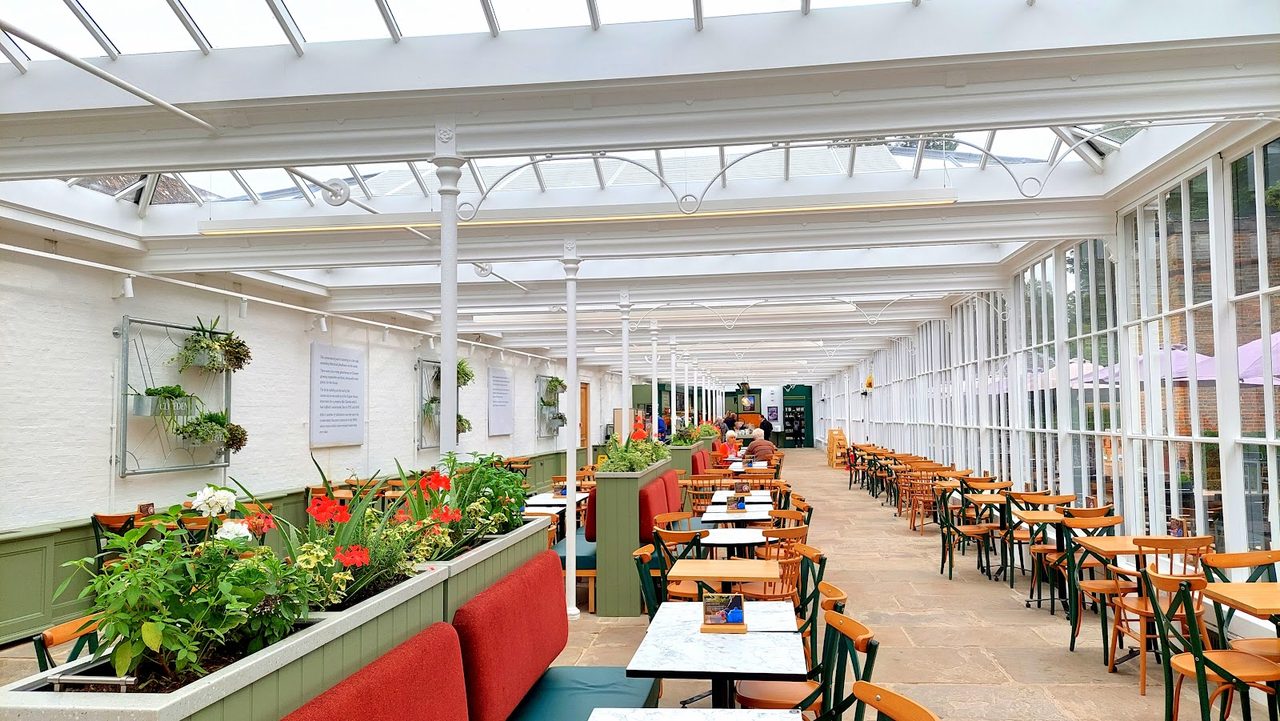 Conservatory  Restaurant & Dovecote Coffee Shop