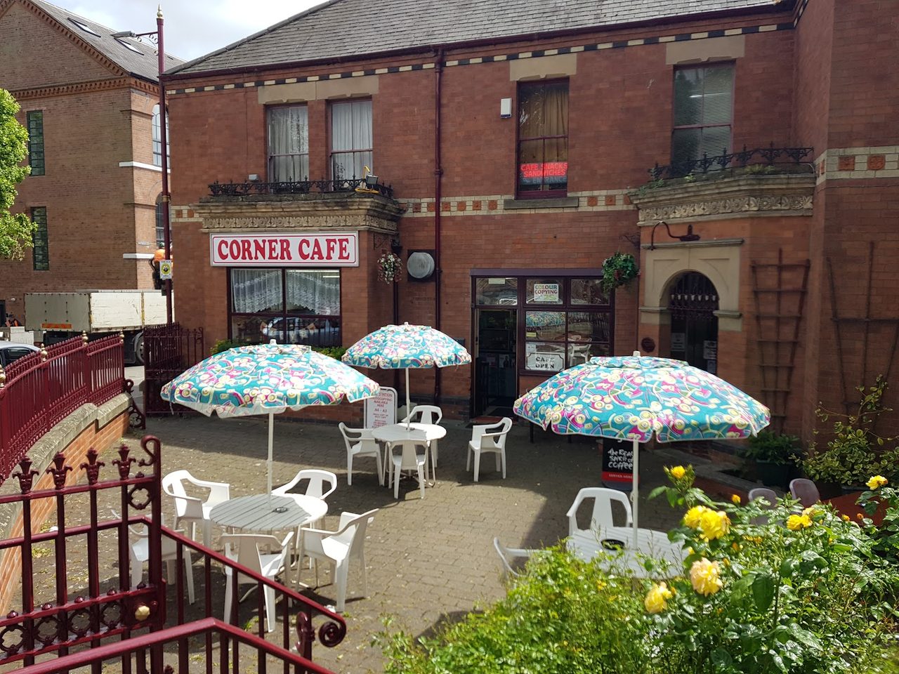 Corner Cafe