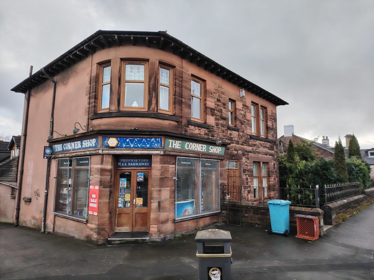 Corner Kitchen