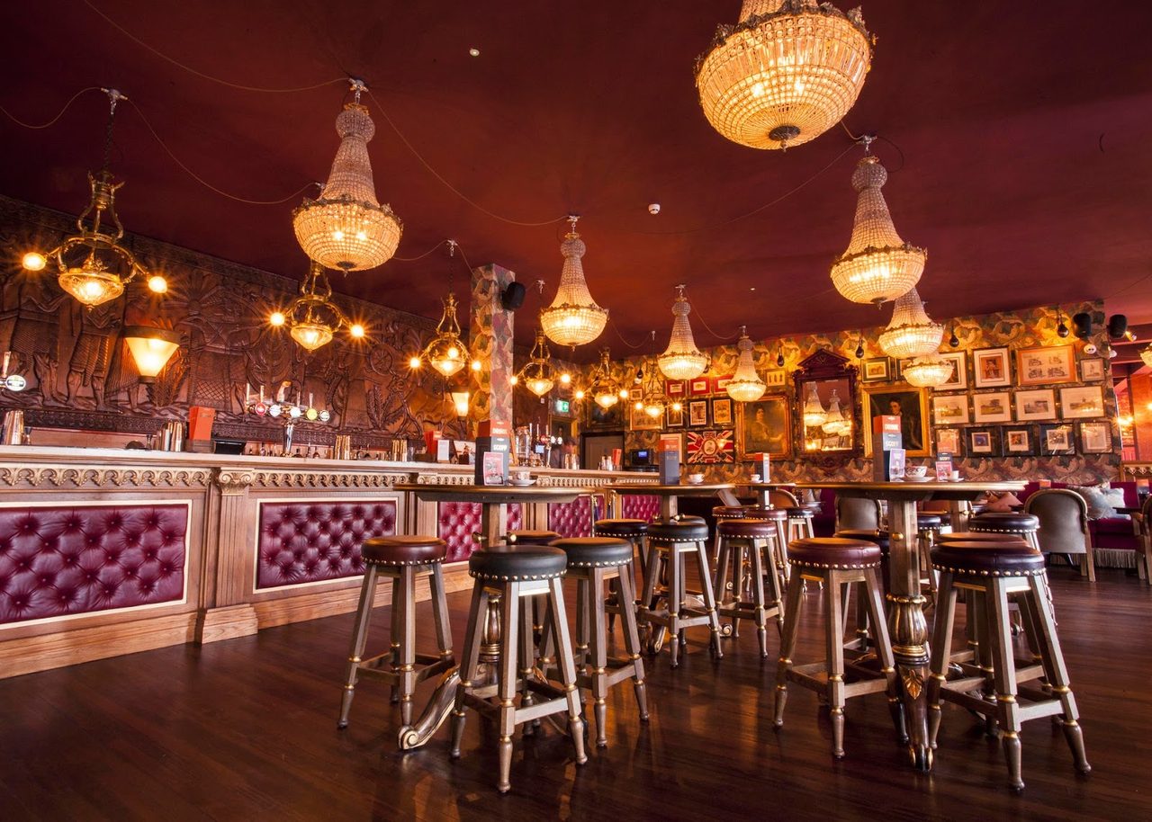 Cosy Club