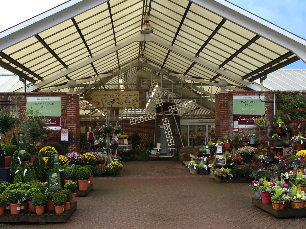 Country House Restaurant At Brambridge Park Garden Centre