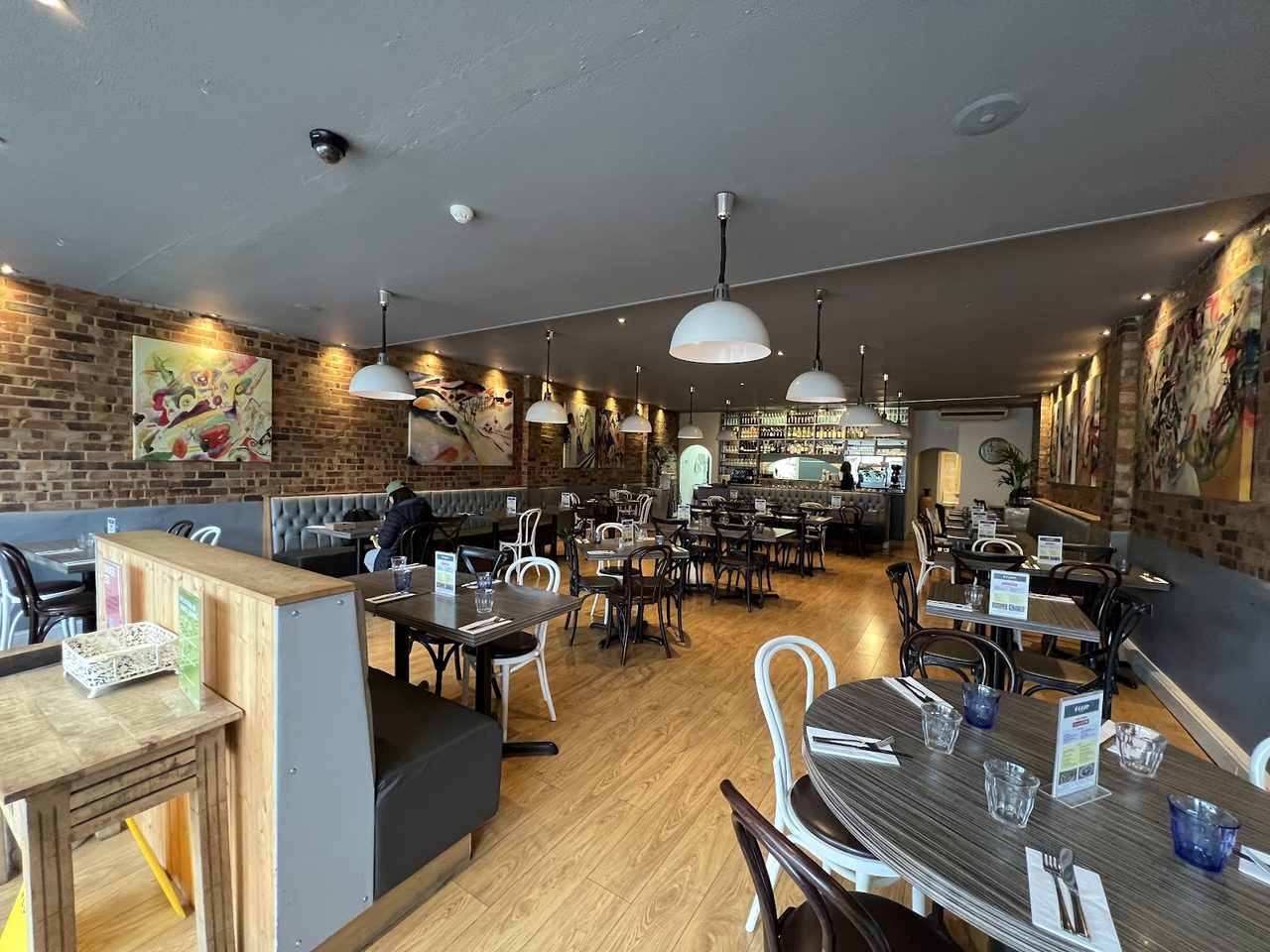 Cozze Restaurant