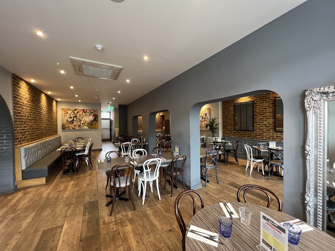 Cozze Restaurant