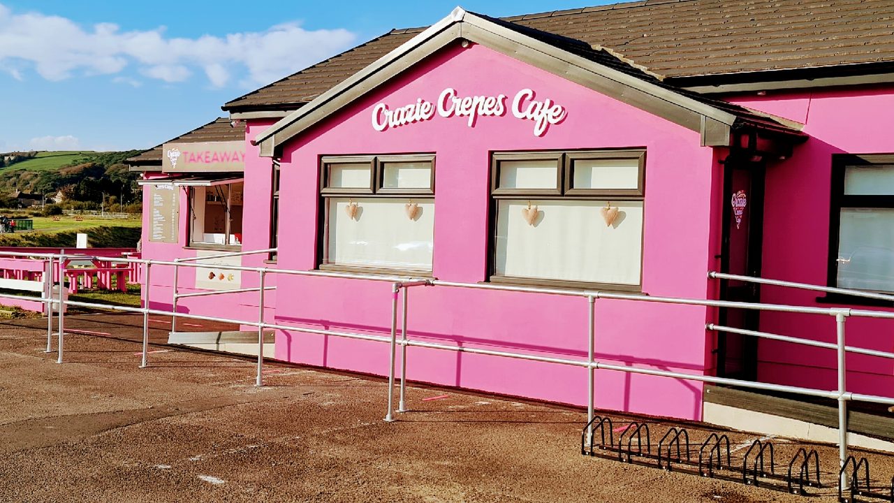 CRAZIE CREPES CAFE