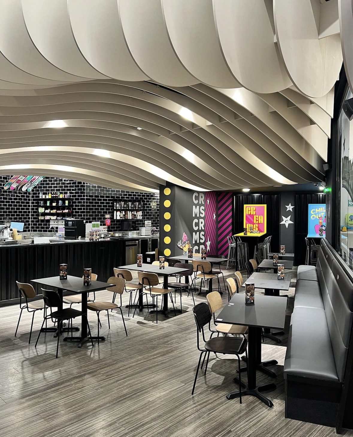 Creams Cafe