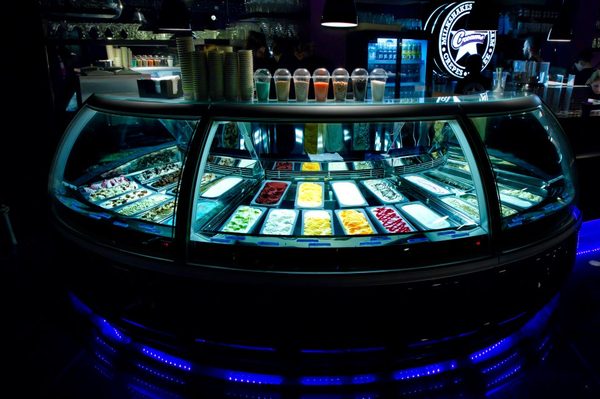 Creams Cafe