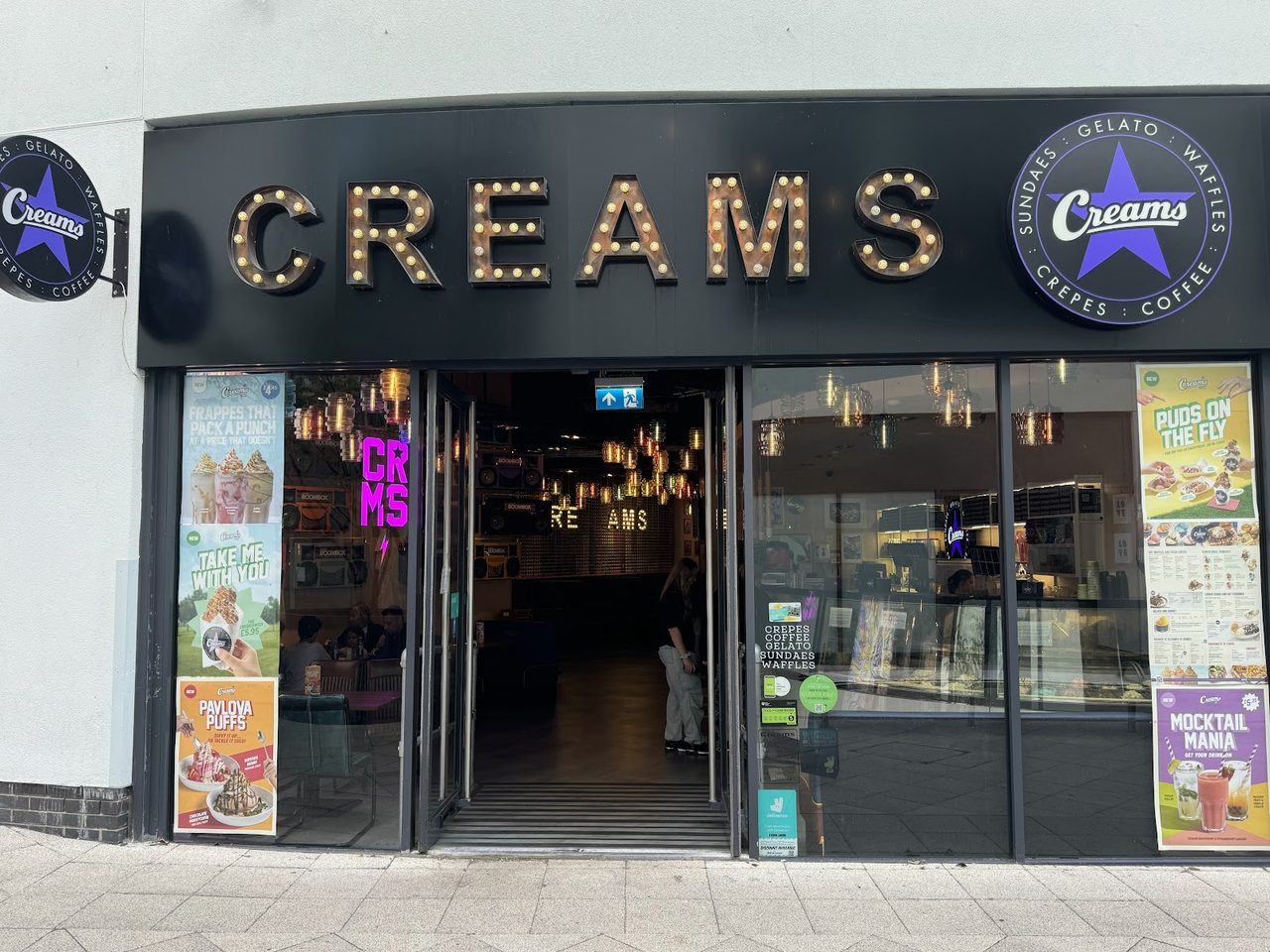 Creams Cafe