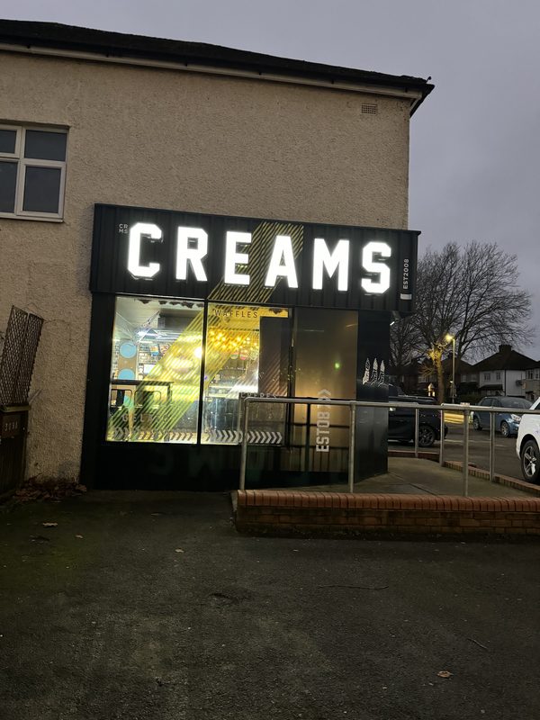 Creams Cafe