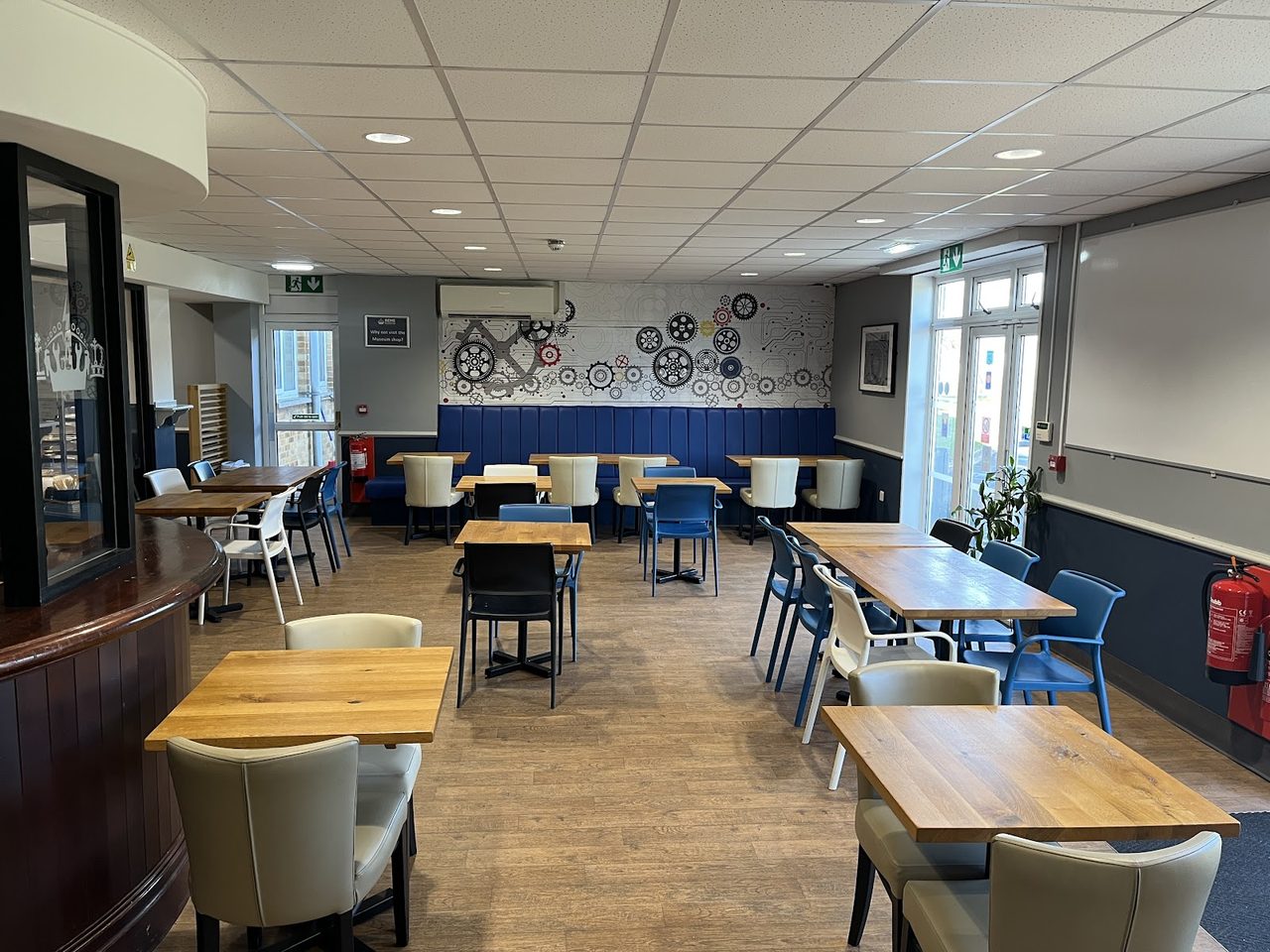 Crowns Cafe