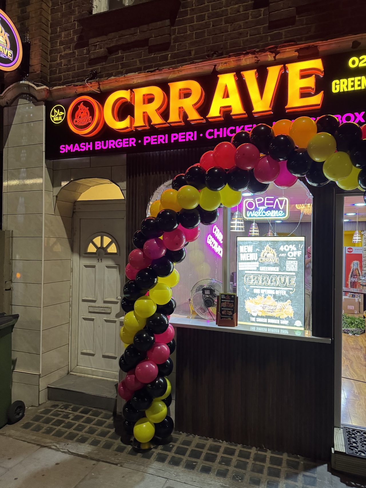 CRRAVE/Mack Burgers Co/Vegan Bun Co
