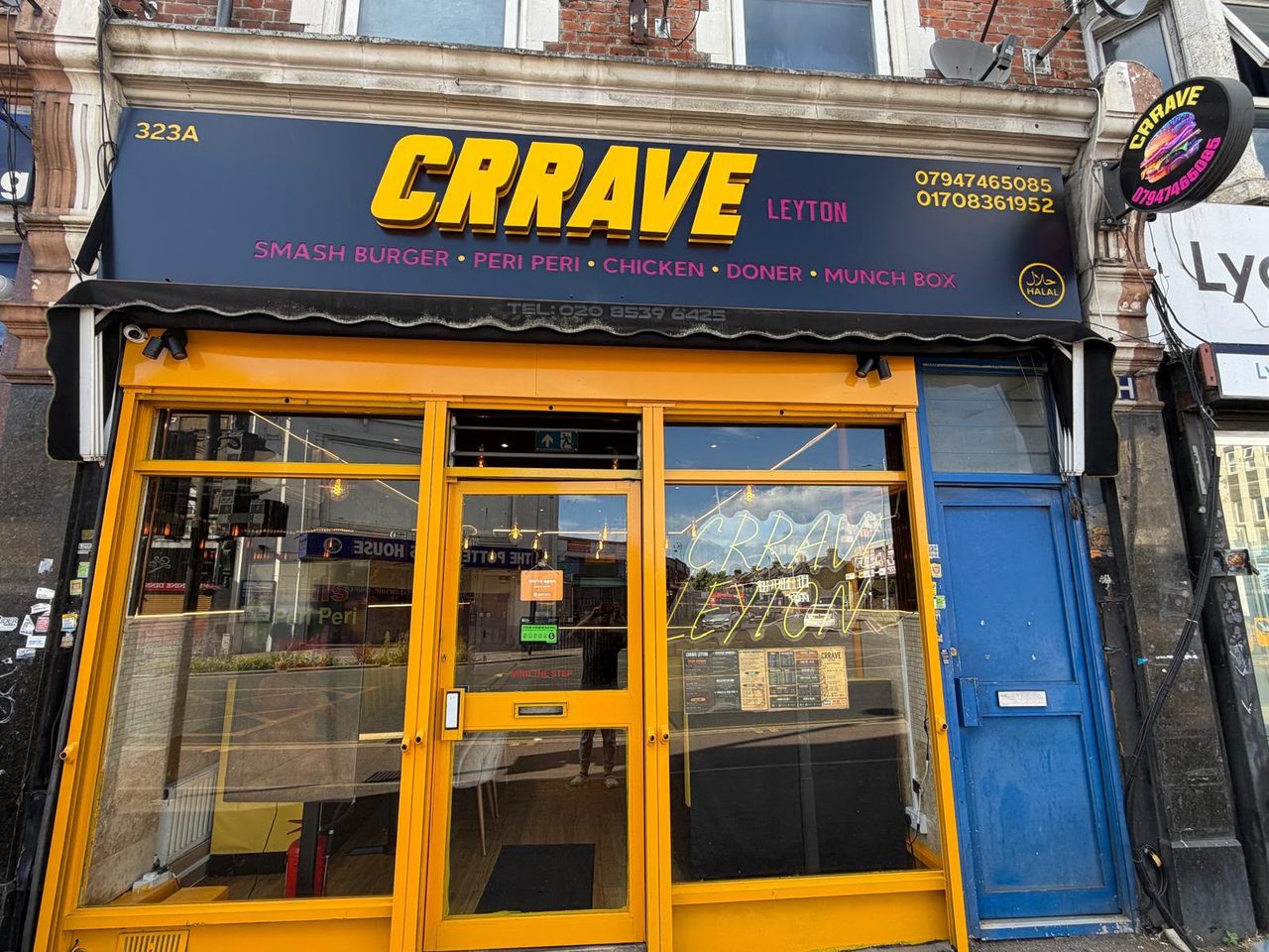 CRRAVE/Macks Burger Co/Naga N Bun Co