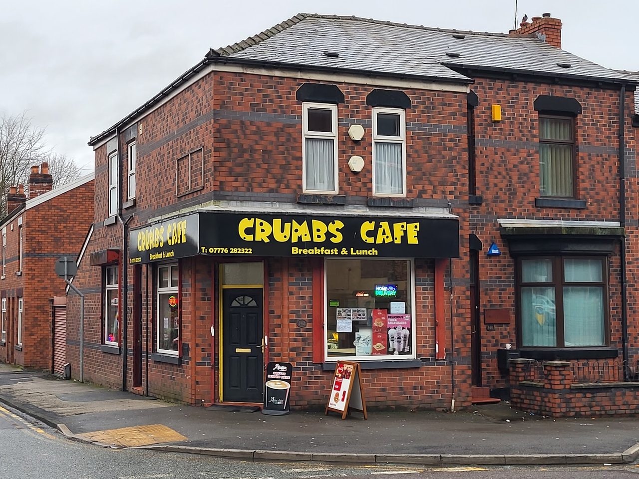 Crumbs Cafe