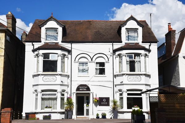 Crystal Hotel & Savour Bistro