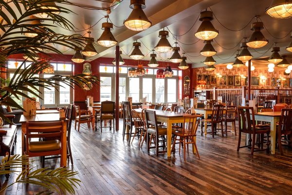 Curio Lounge