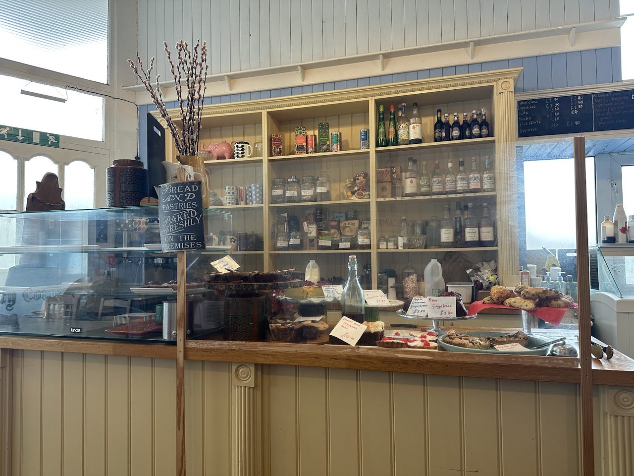 Curiosity Corner Cafe