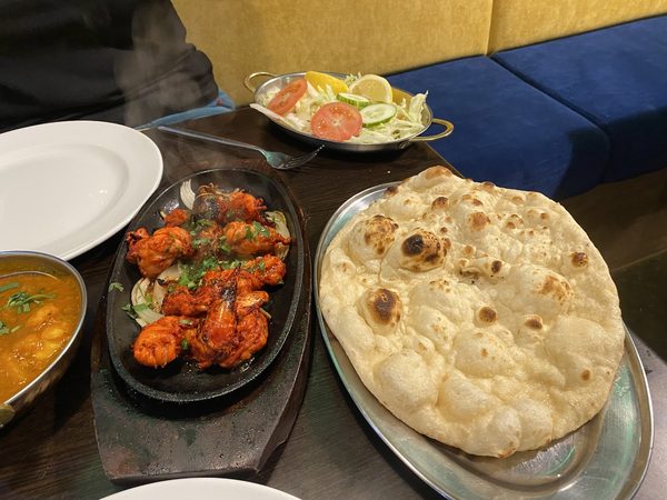 Curry Scene