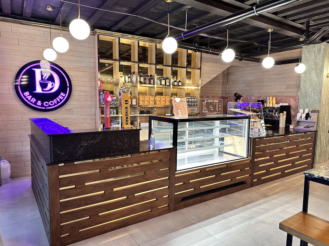 D BAR AND COFFEE
