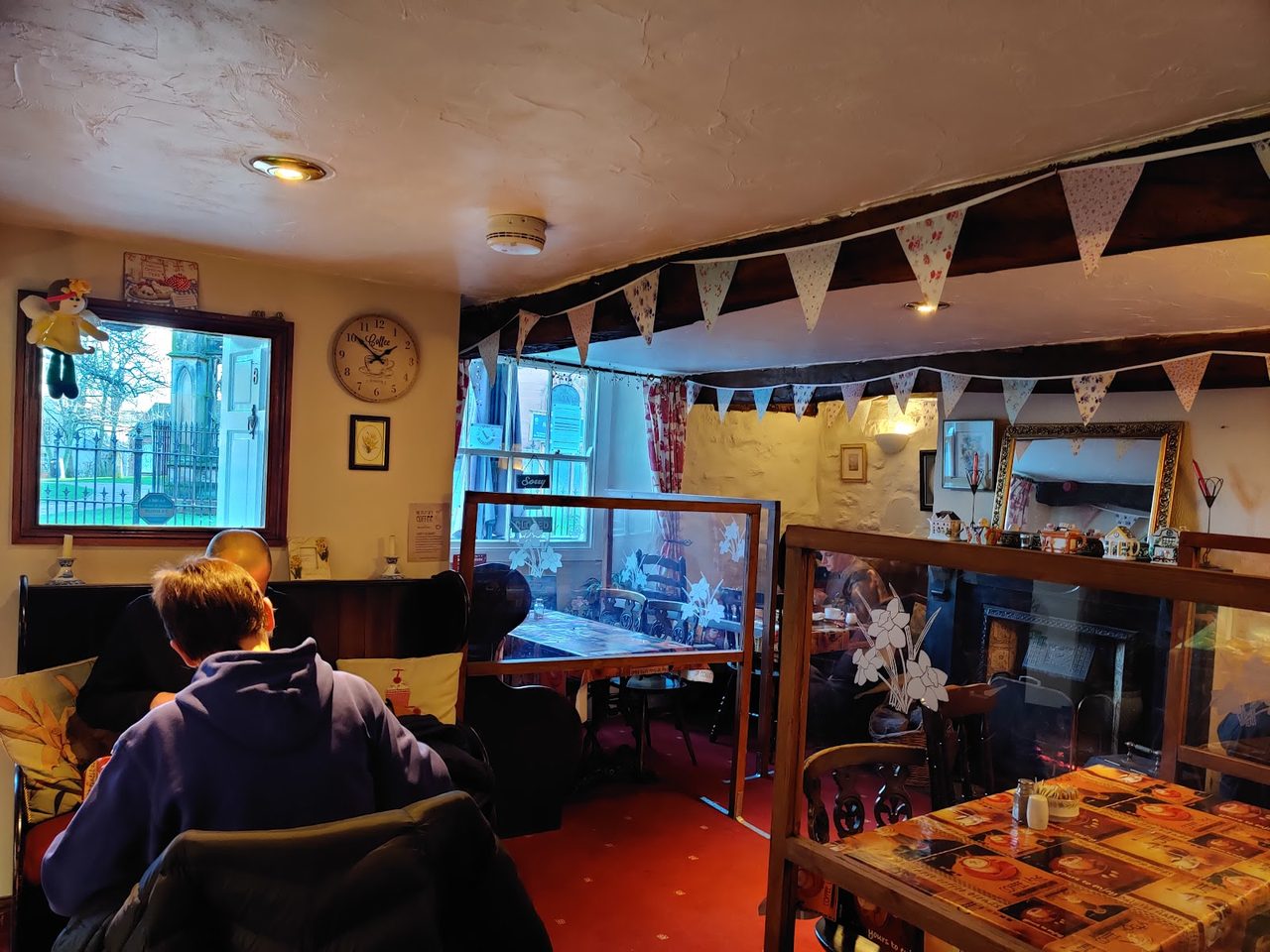 Daffodils Coffee House