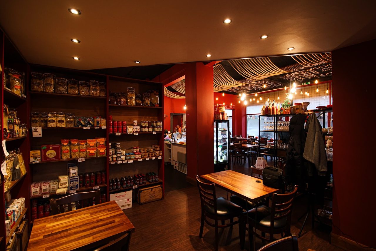 Damaros Restaurant