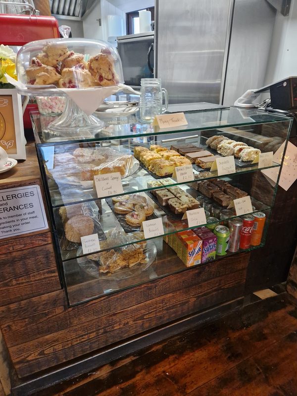Dan's Bistro