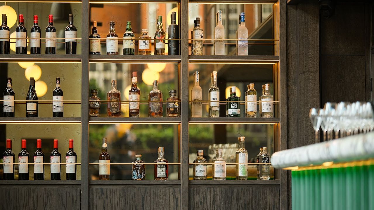Dave's Wine Bar