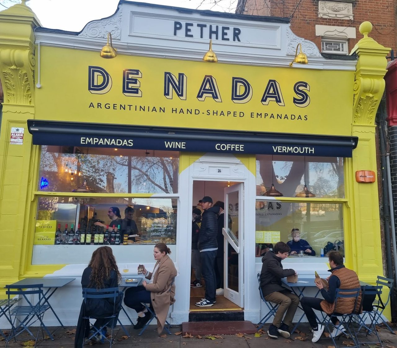 De Nadas Empanadas