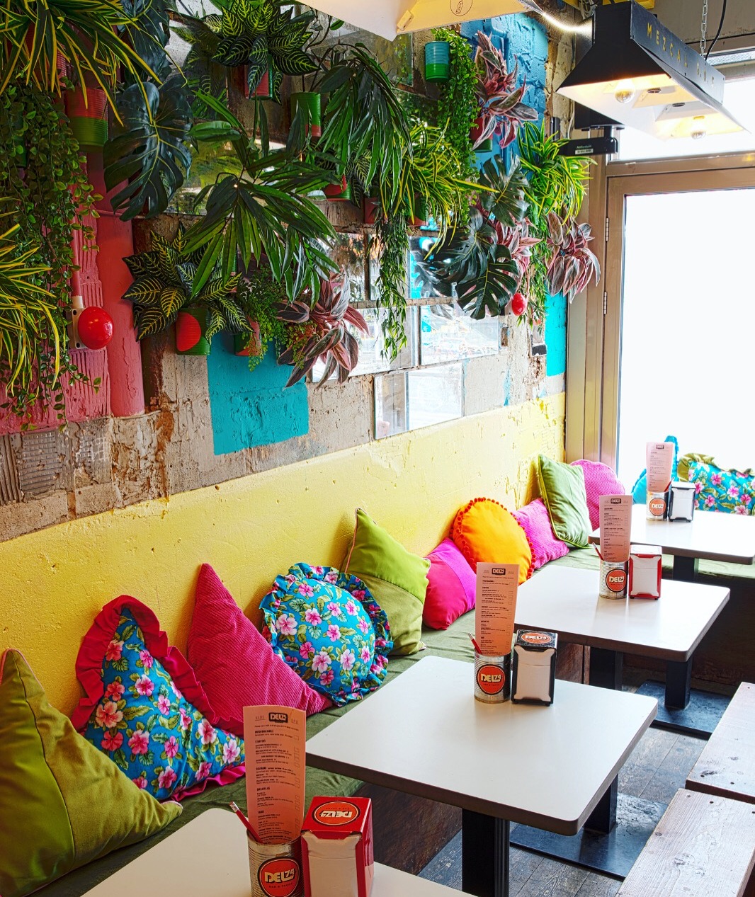 Del 74 Dalston