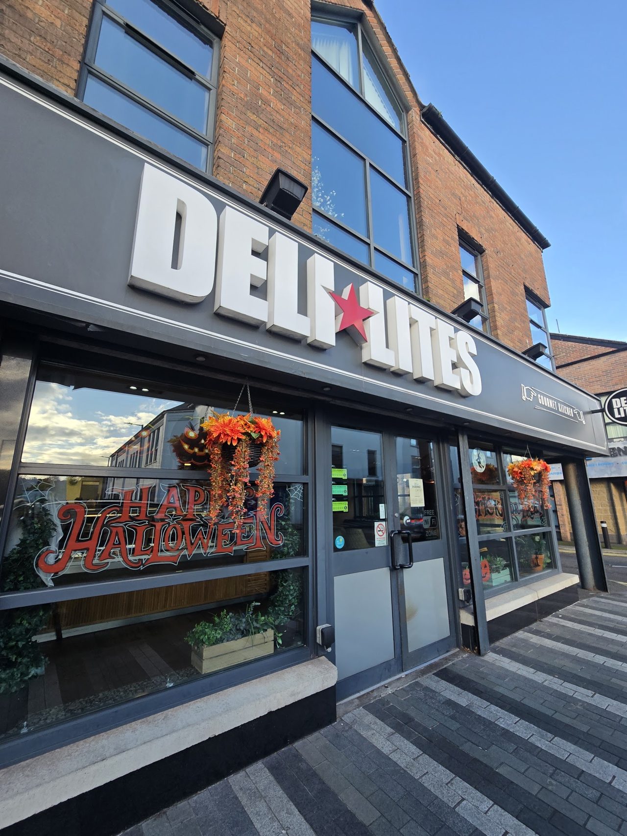 DELI LITES (1, MONAGHAN COURT)