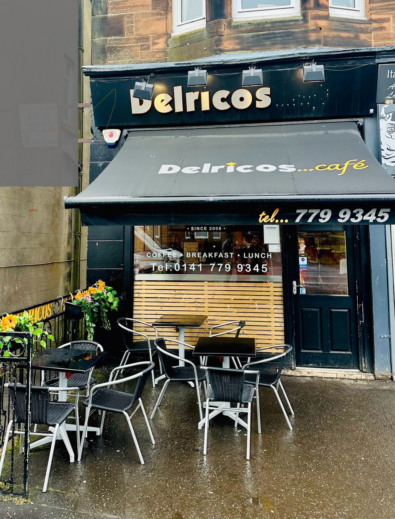 Delrico's Cafe