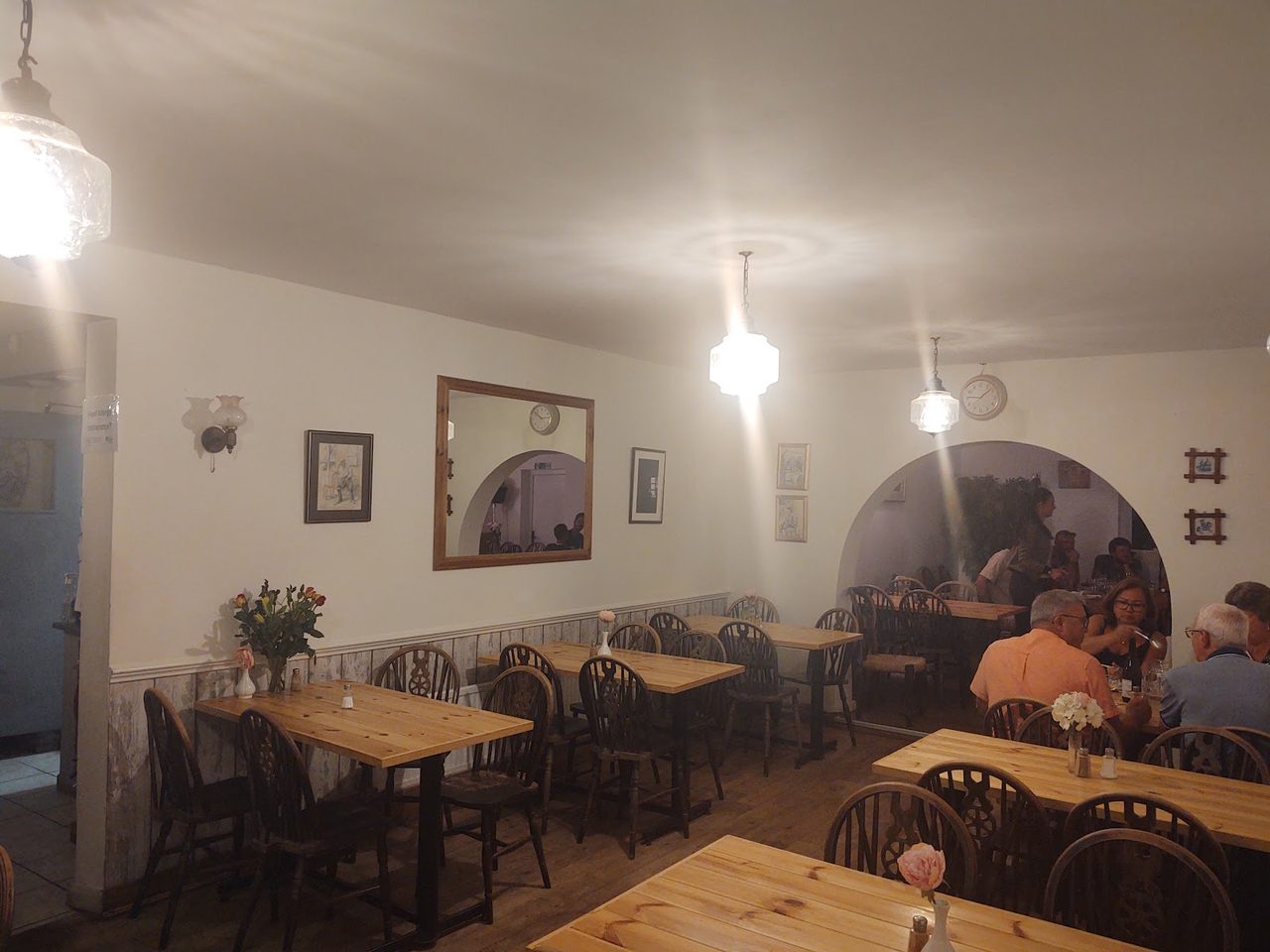 Demetrios / Fishos Grill
