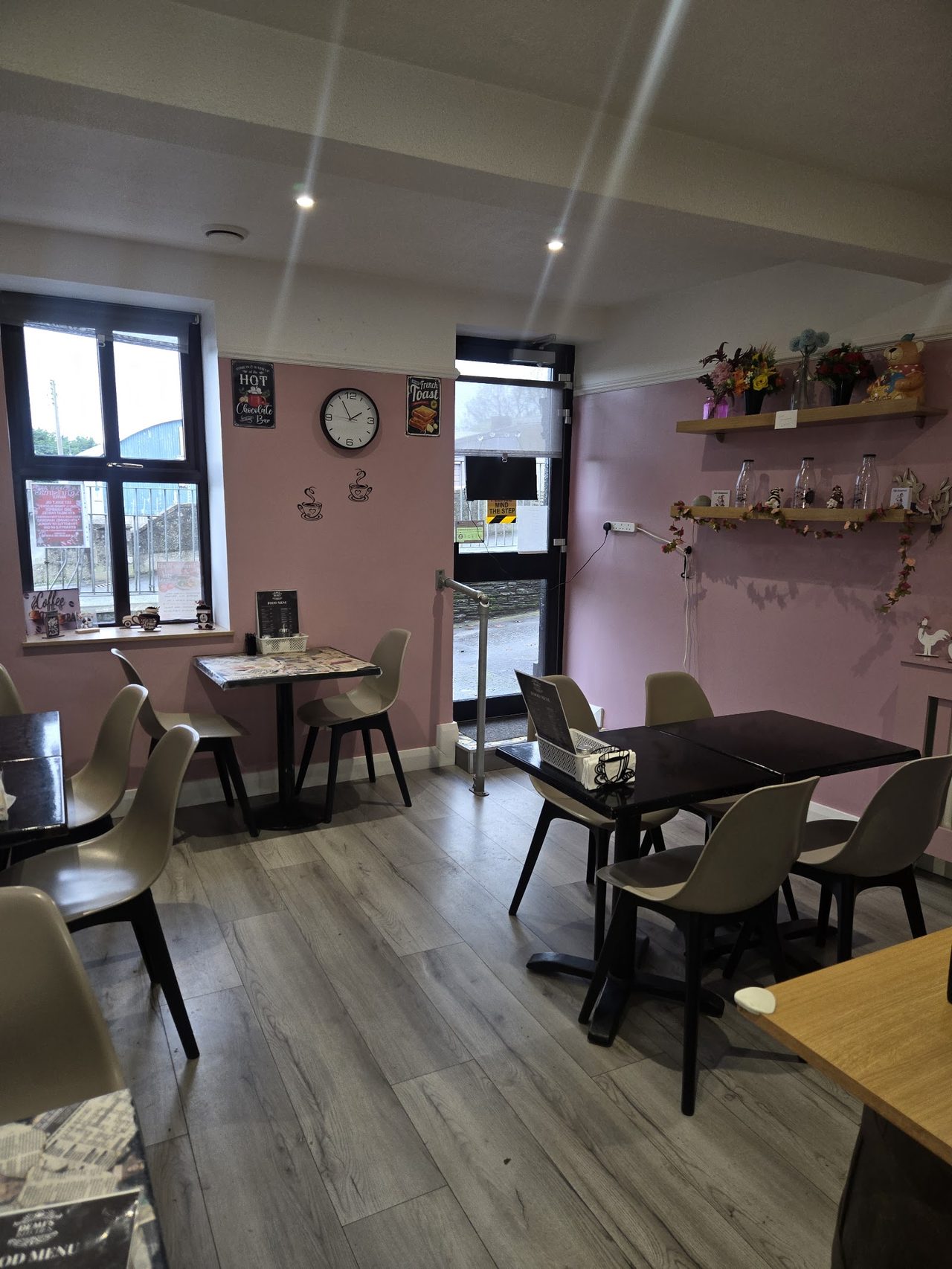 Demi's Kitchen/Laganview Arms