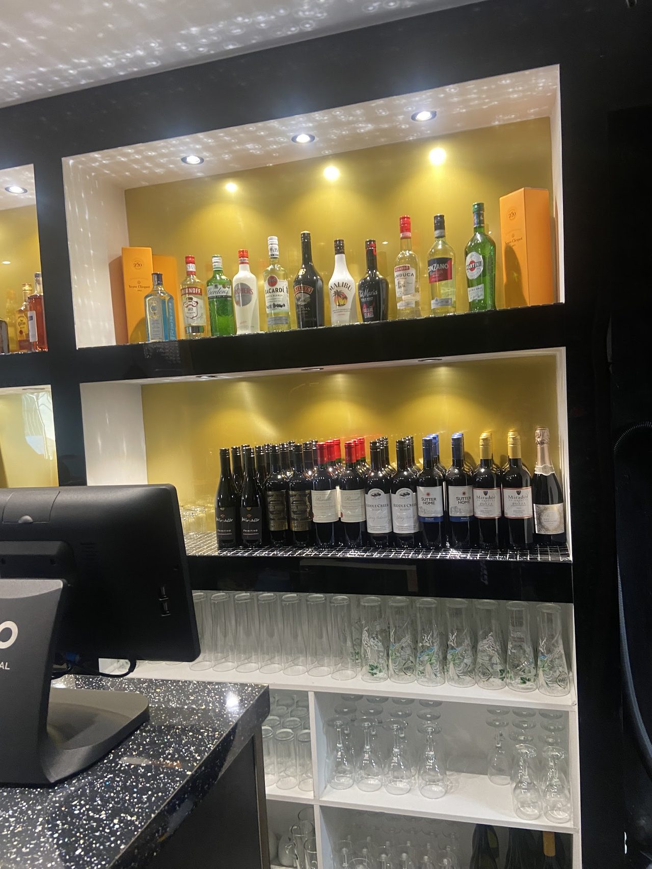 Desi Kitchen and Grill Ltd