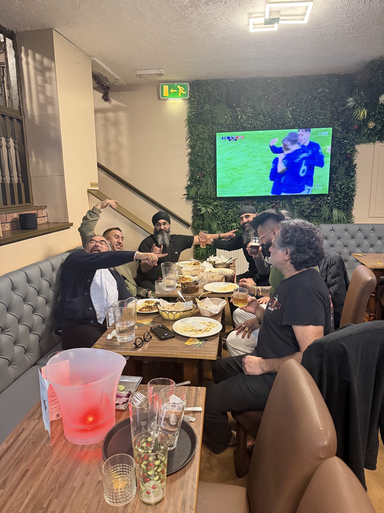 Diamond Pub & Grill