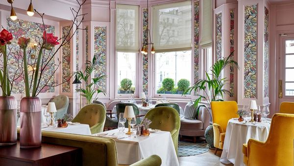 Dining at the Kensington