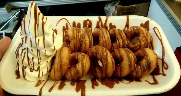 Dinky Donuts
