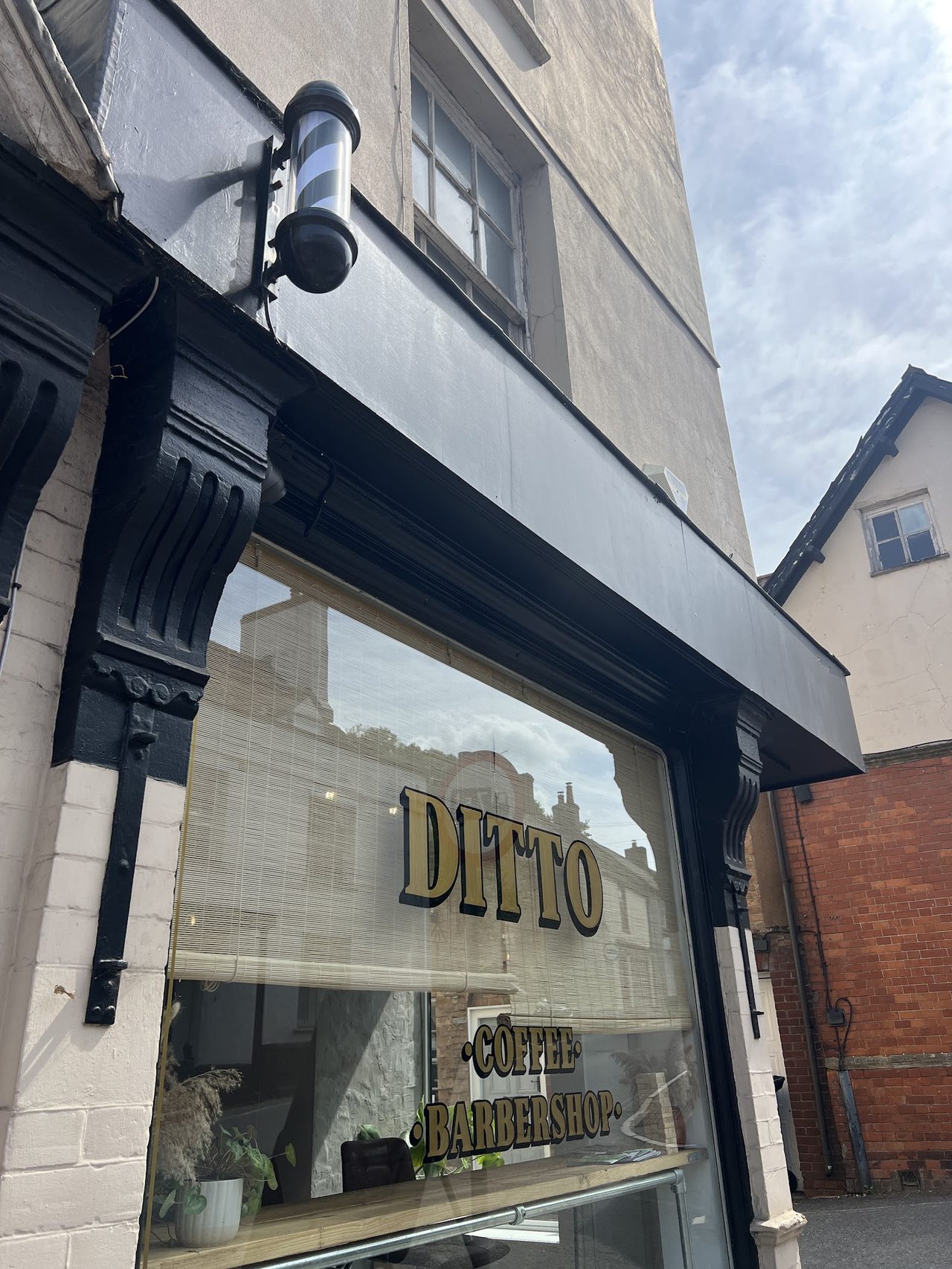 Ditto Coffee & Barbers