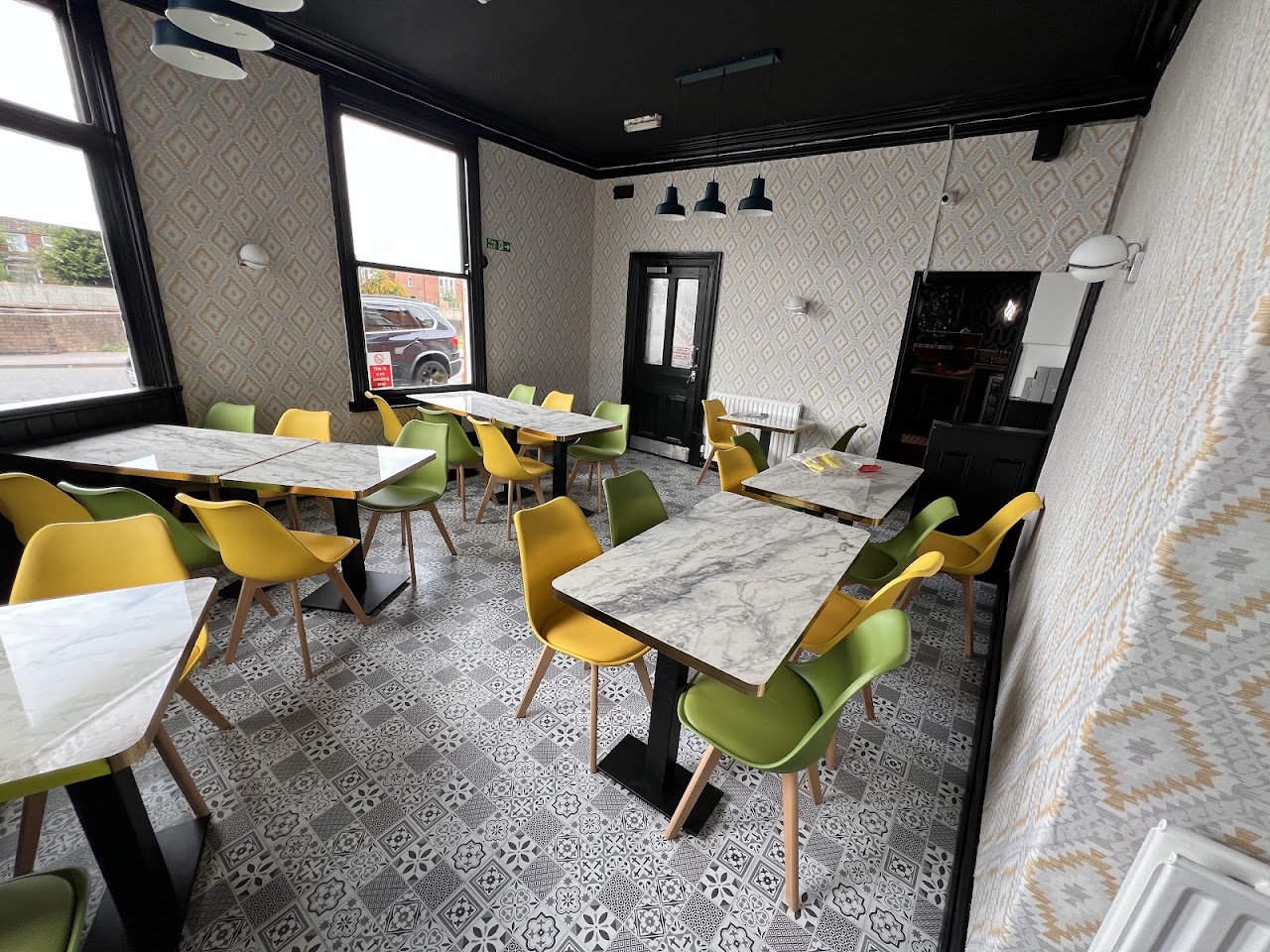 Divin Napoletan Pizzeria