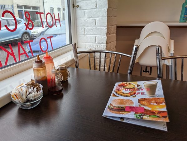 Dolly's Cafe