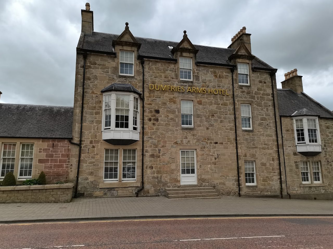Dumfries Arms Hotel
