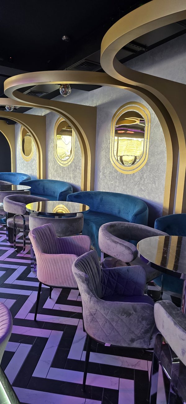 Duos Lounge
