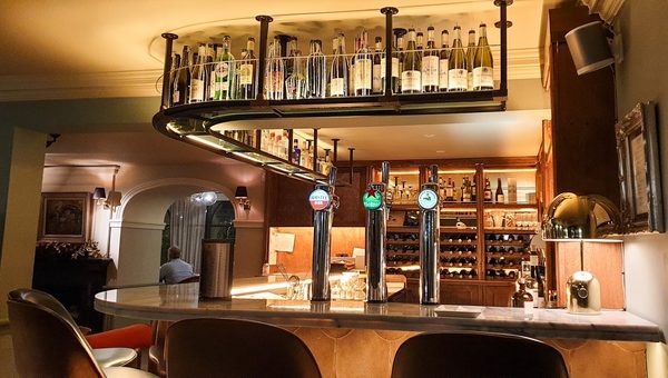 E Street Bar And Grill