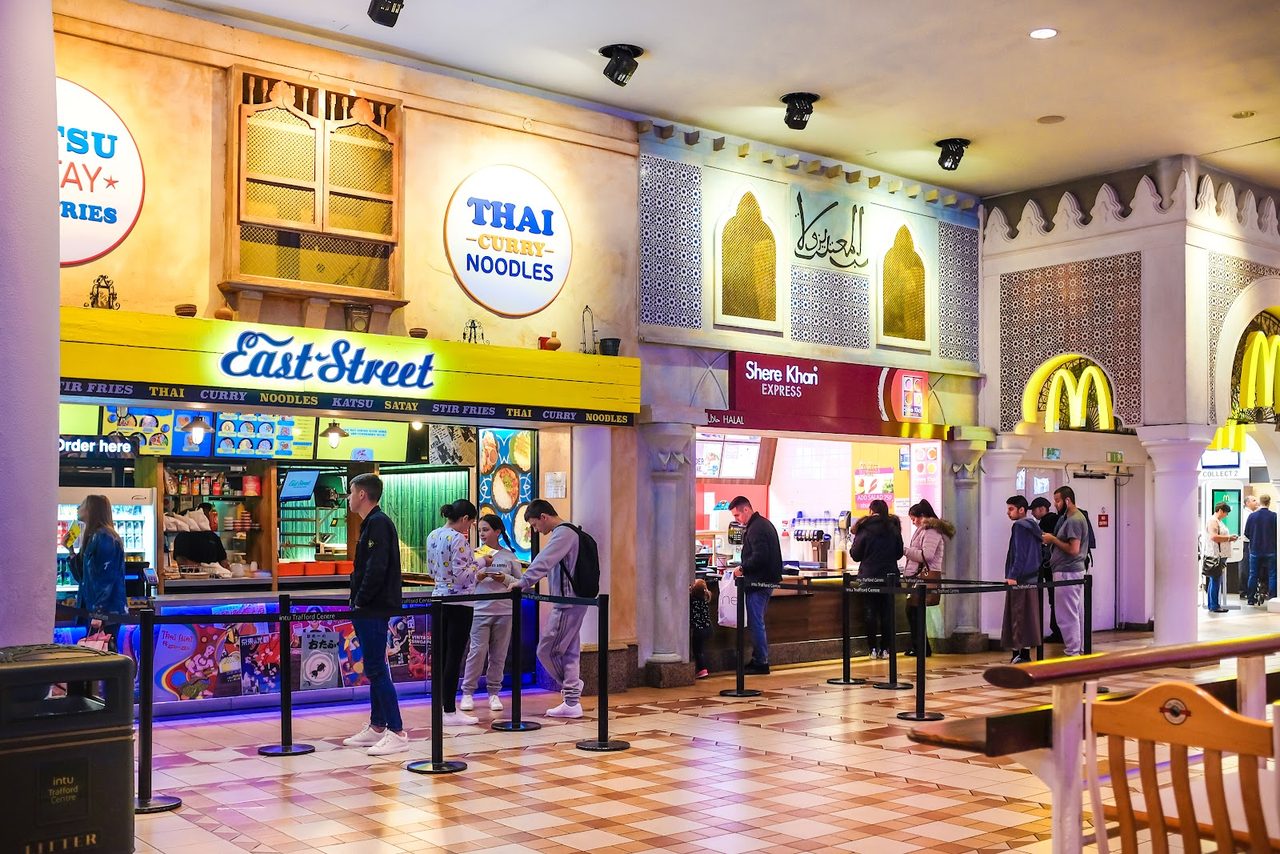 East Street by Tampopo