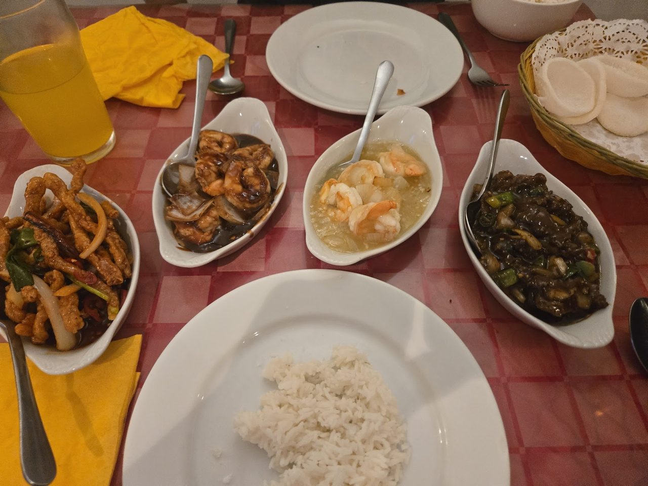 Eatzen Restaurant
