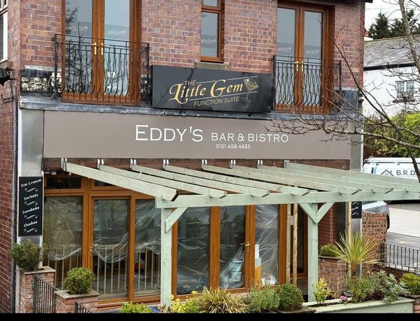 Eddys Bar & Bistro
