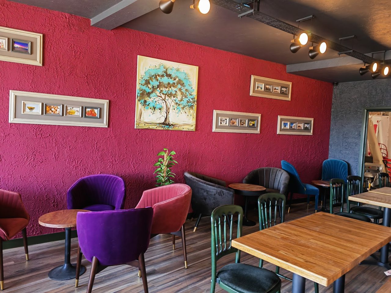 Elate Cafe Restaurant