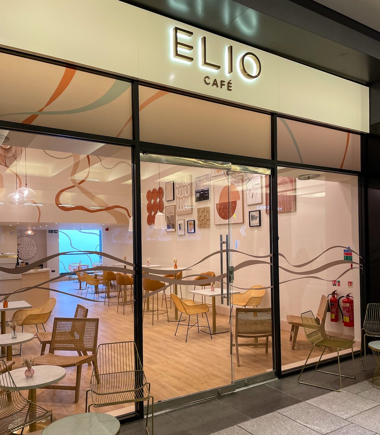 Elio Cafe