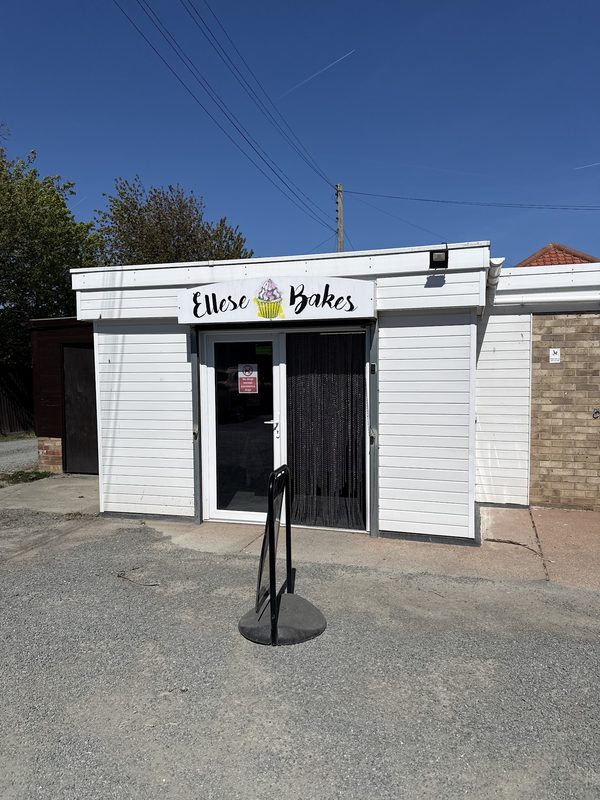 Ellese Bakes