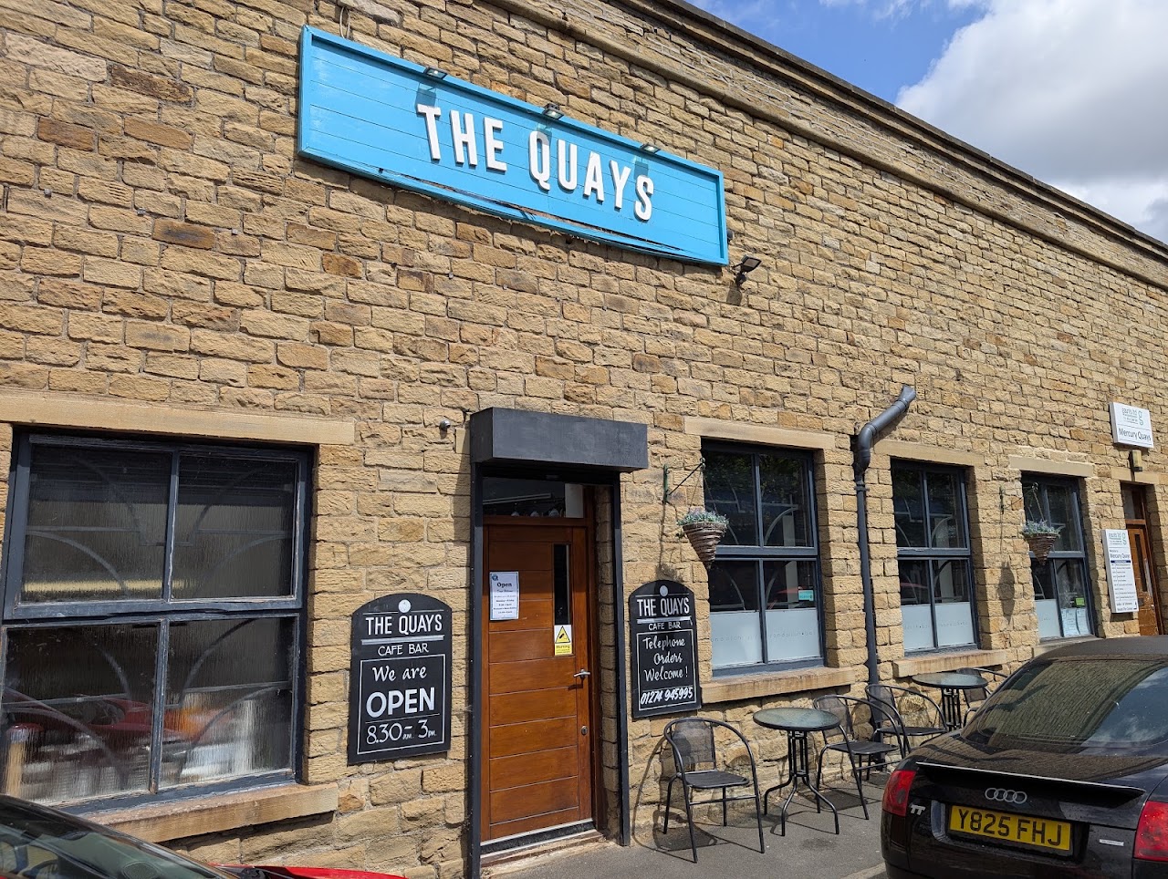 Ellie’s cafe and trap boxes