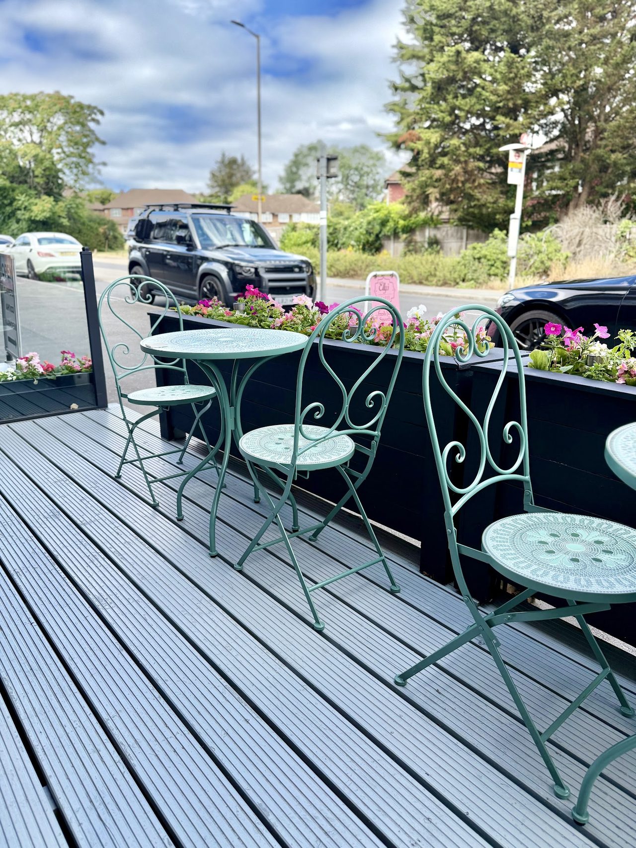 Elly's Caffe