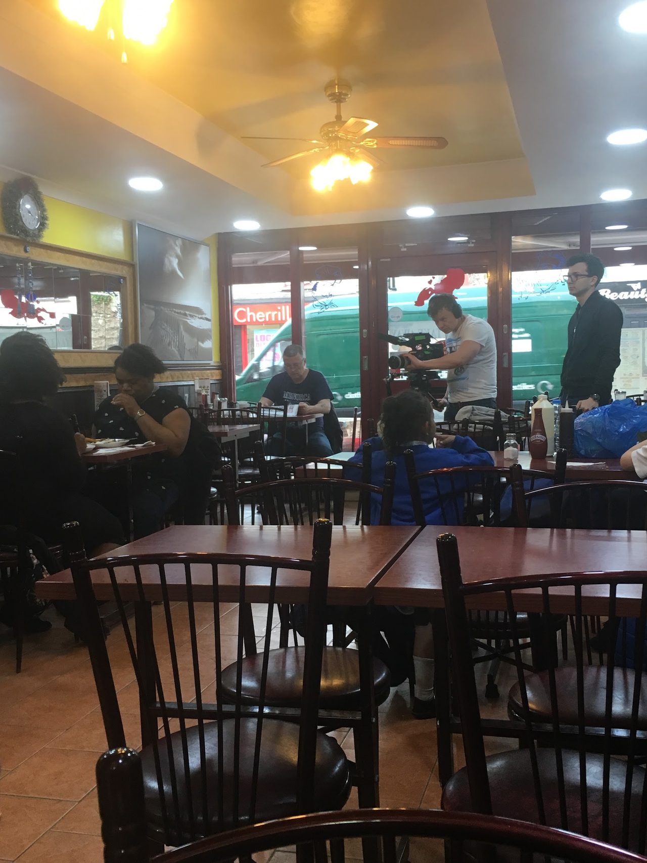 Ellys Diner